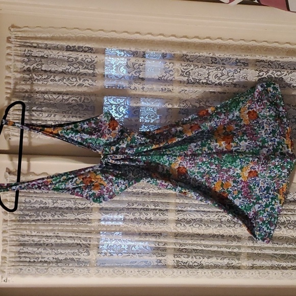 Cupshe Crystal Bunny Tie V Neck Cutout Floral Cotton Dress Size Medium - Picture 4 of 7